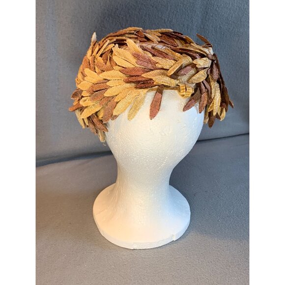 Ladies Tan and Taupe Leaves Hat with Velvet Trim Sz 22 Vintage - Picture 3 of 8